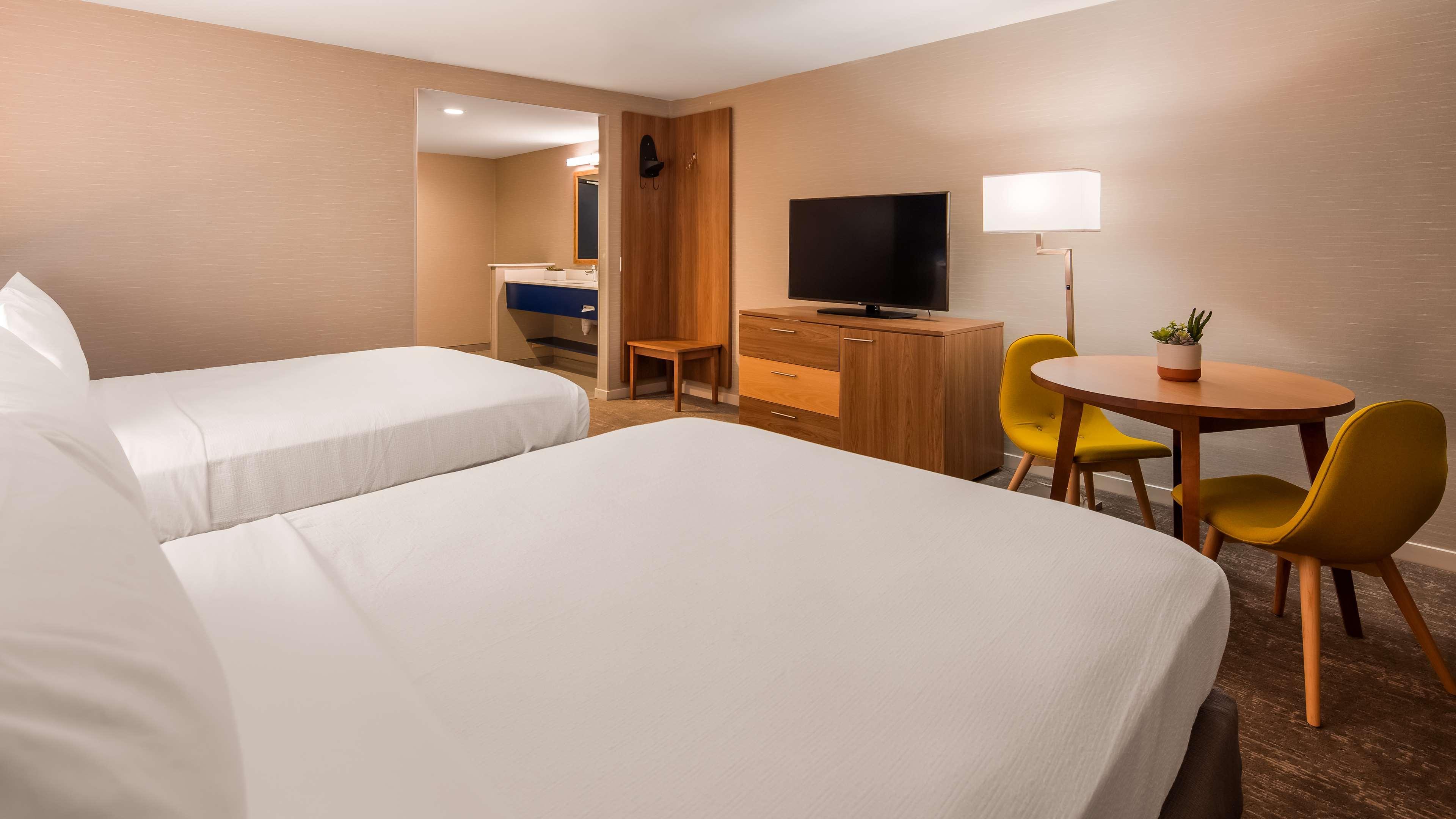 Aiden By Best Western Cape Cod - West Yarmouth Exterior photo
