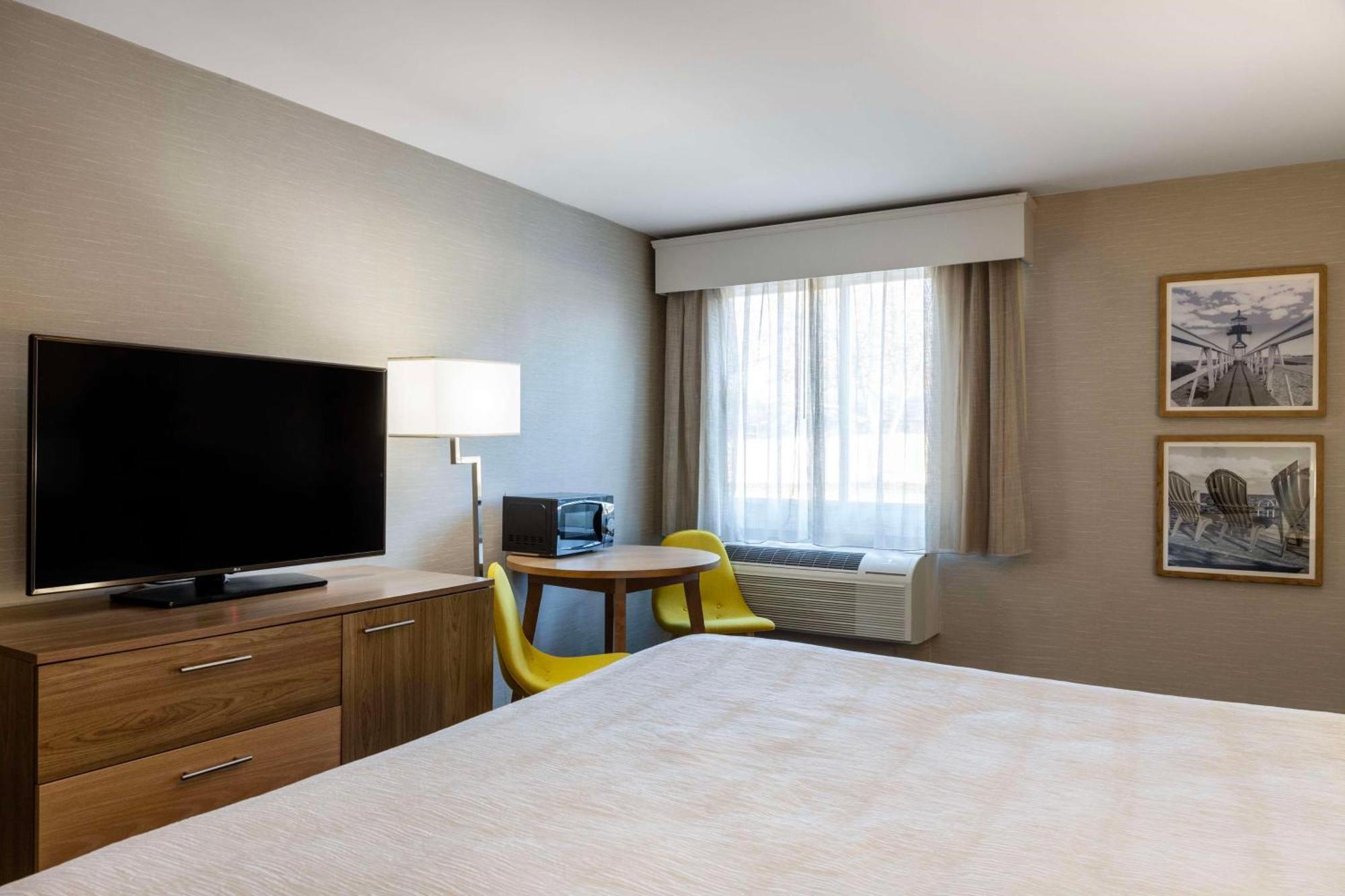 Aiden By Best Western Cape Cod - West Yarmouth Exterior photo