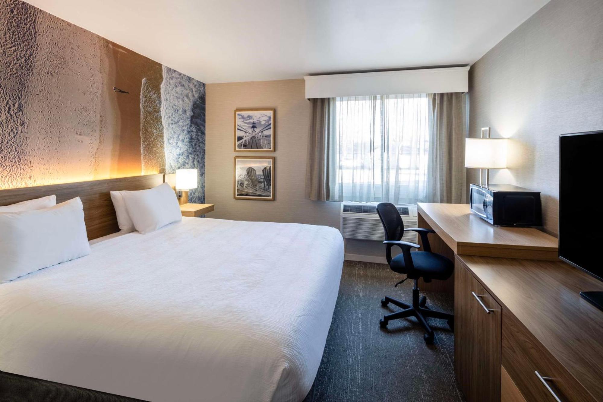Aiden By Best Western Cape Cod - West Yarmouth Exterior photo